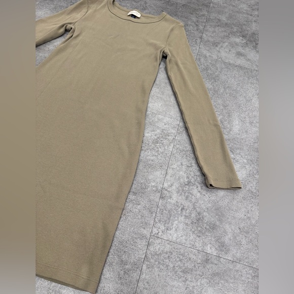 Universal Thread Ribbed Dress - Picture 3 of 4